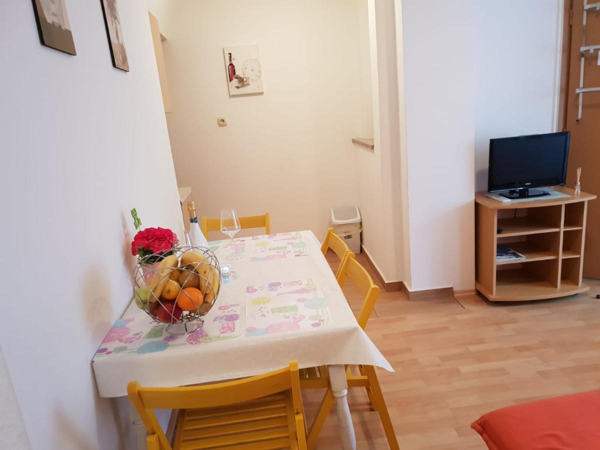 Apartmani Luka Crikvenica Eksteriør billede