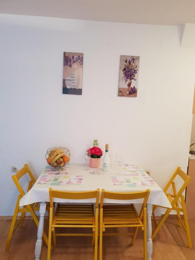 Apartmani Luka Crikvenica Eksteriør billede