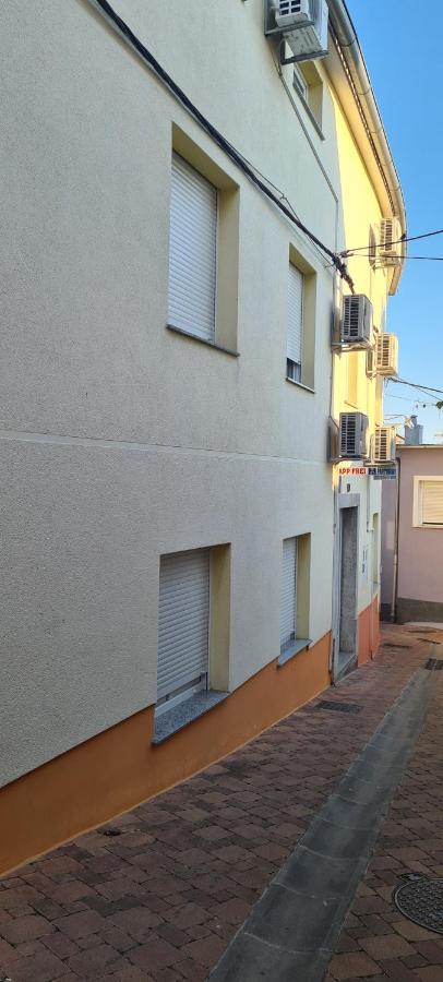 Apartmani Luka Crikvenica Eksteriør billede